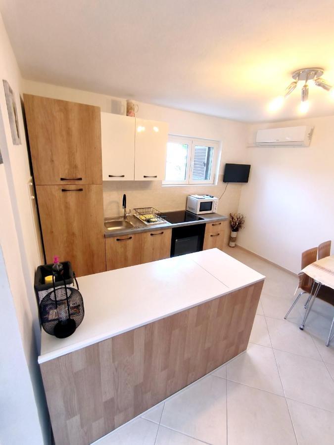 Apartment Dumicic 2 Mundanije エクステリア 写真